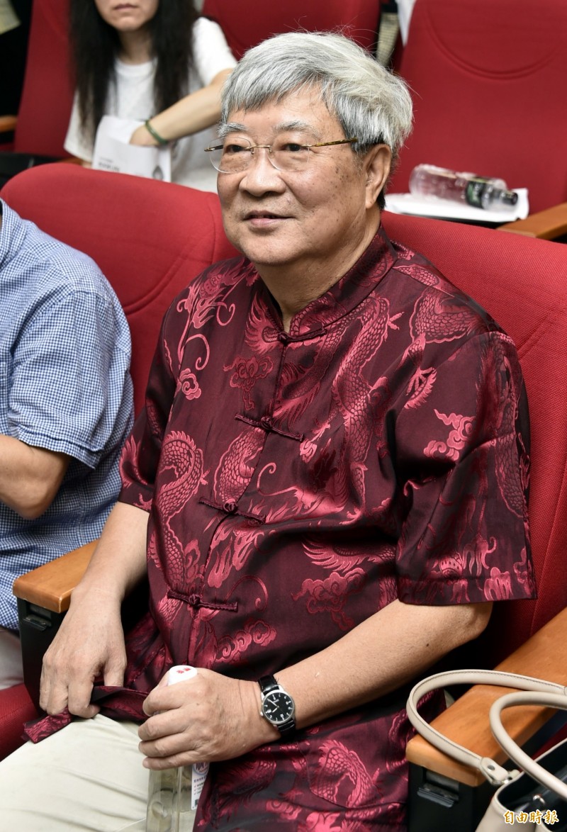 王曉波在「兩岸和平發展論壇」舉辦的座談會中，認為屠殺是為建立政權的內戰的常態。（記者陳奕全攝）