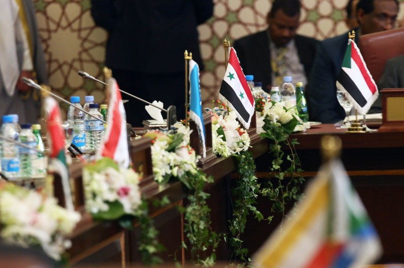 阿拉伯人的區域秩序還在西方的掌握之中。2003年美國攻打伊拉克，完全無視阿盟反對，再加上阿盟內部也有與美國關係密切的成員國，運作自然受制於美國的政策。（AFP）