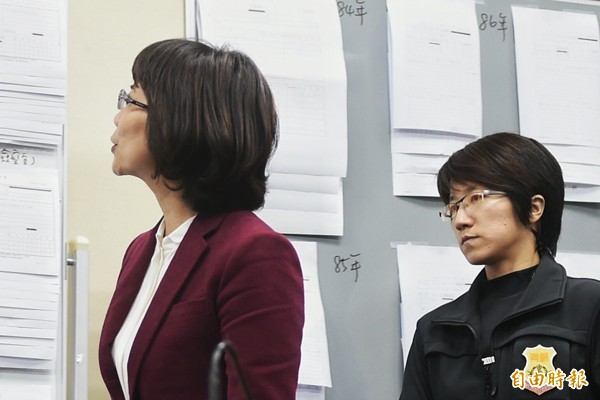 國民黨副總統候選人王如玄8日召開記者會，針對外界質疑的軍宅買賣做出澄清。（記者朱沛雄攝）