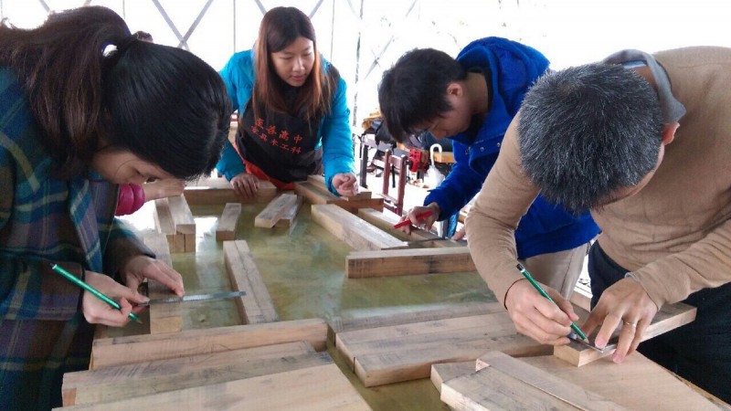 台灣出現嚴重的人力供給與需求間的鴻溝，顯然與傳統技職教育體系的崩解息息相關。（資料照，中央社）