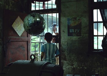 畢贛以《路邊野餐》獲得了金馬獎最佳新導演獎。