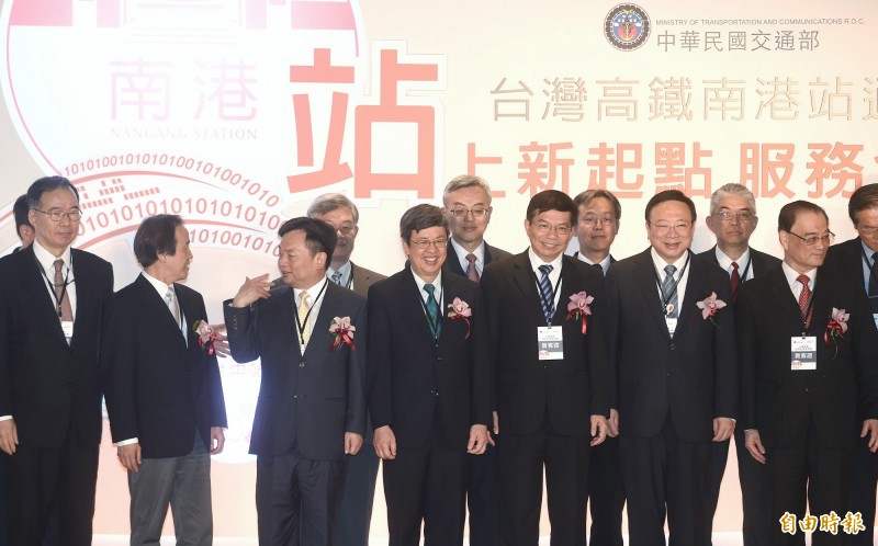 飛彈誤射事件發生後，總統代理人副總統陳建仁，出席高鐵南港車站通車典禮。（記者方賓照攝）