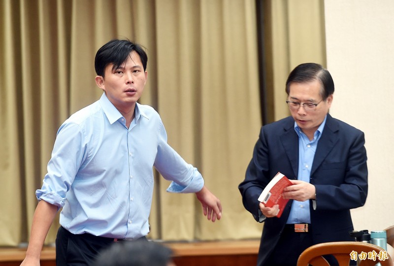 除了一例一休及七天假外，院會開會前夕，民進黨與時代力量又為了《勞基法》第78條之1以及第79條等規定發生爭執。（資料照，記者方賓照攝）