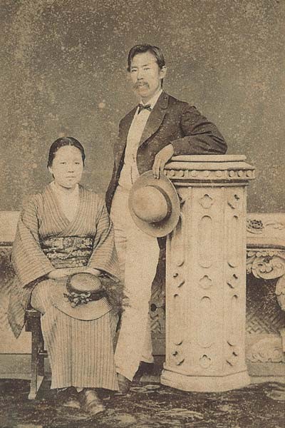 新島襄與他的夫人新島八重。（圖：網路）