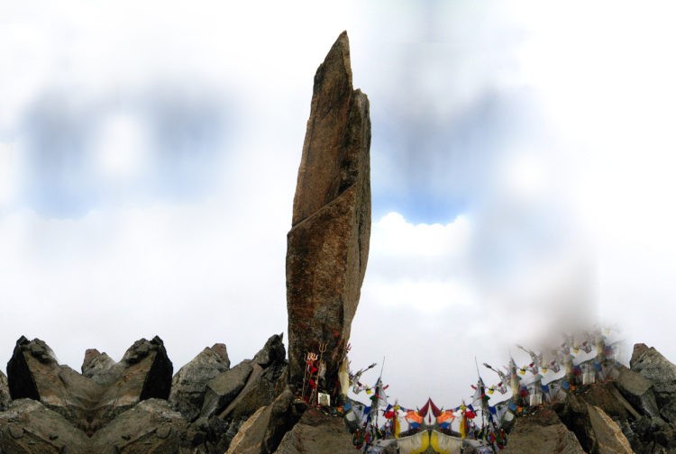 （聖山 Kinner Kailash。圖片來源：https://goo.gl/eKxX9H）