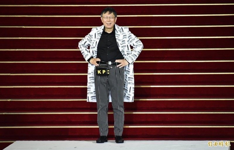 政治人物沒有追求流行的必要，所以打造簡單但恰當的衣櫃其實非常容易，所需的只是一個了解剪裁的裁縫師，所有的衣服都買正確尺寸，跟一點體型的自我管理。（本報資料照）