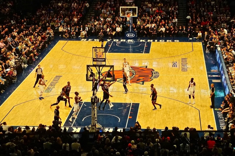 紐約尼克隊過去十多年來一直是NBA球迷中的笑柄。戰績慘不忍睹。（圖：作者提供）