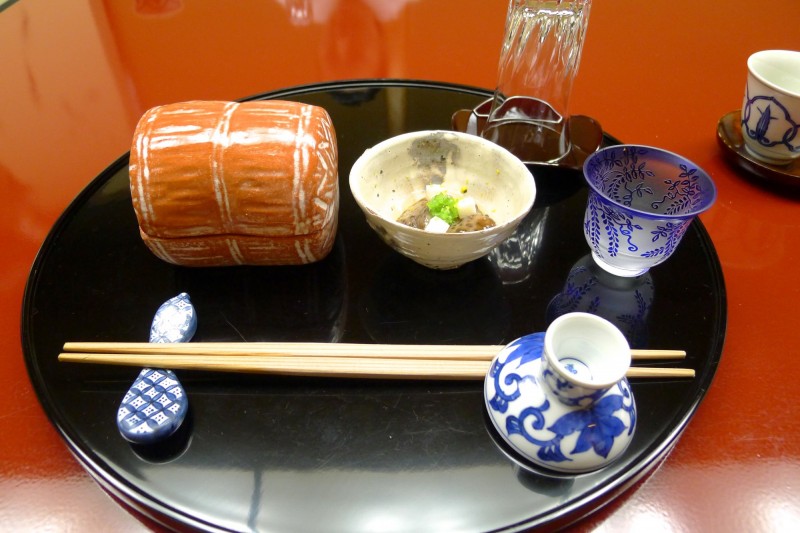 京都中村食器的排場。（作者提供）