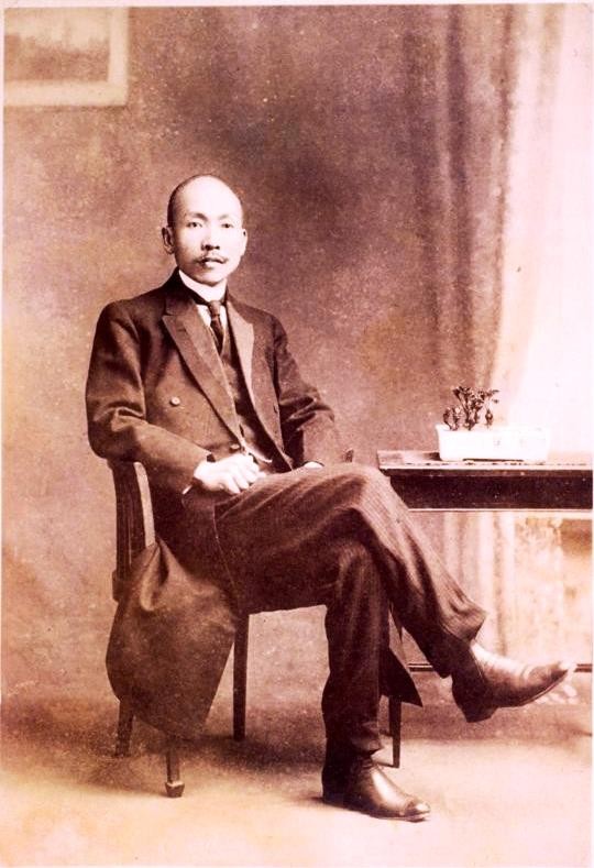 林獻堂（維基共享）