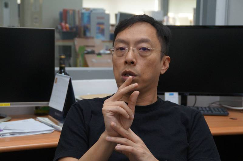 中研院基因體研究中心研究員馬徹呼籲政府應更積極投資新興傳染病基礎研究。（圖／李宗祐攝）