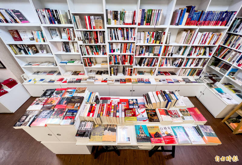 近年來出版產業無論是書店數或產值都是每況愈下，這三年來在疫情的影響下更是雪上加霜。（資料照）