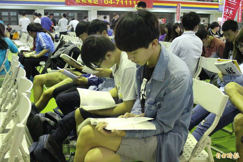 113學年度技專校院統一入學測驗4月27日、28日舉行。（資料照）