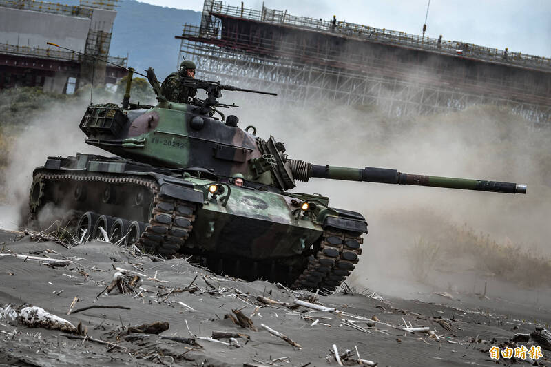 今年漢光演習取消大部分的展示科目與校閱儀式，其更著重於實戰演練，這樣的調整可以使演習更加貼近實際軍事情境。（資料照）