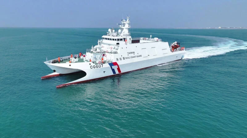 「吉安艦」在海上測試的英姿。（海巡署提供）