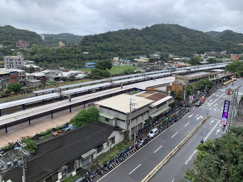 基隆捷運第一階段只到八堵站，八堵到市區路線交通部同意補助可行性評估經費。（資料照）
