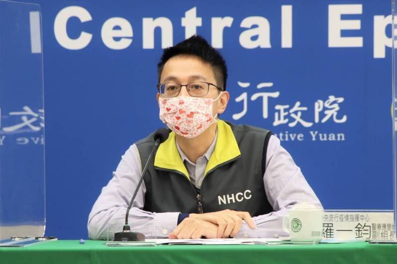 Covid19疫情期間，羅一鈞肩負防疫重任，天天在指揮中心記者會上詳解疫情狀況。（指揮中心提供）