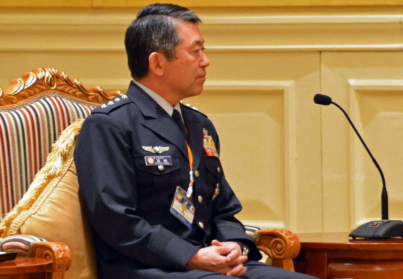 日本的前統合幕僚長（參謀總長）岩崎茂，日前接受卓揆邀請，出任行政院顧問。（法新社檔案照）