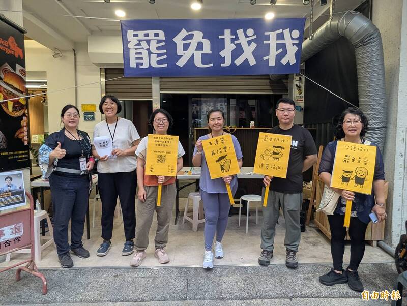 正因為大罷免是各地民間人士出於愛鄉本能自發的行動，才能夠在不考慮得失成敗下，全力以赴行動。（資料照）