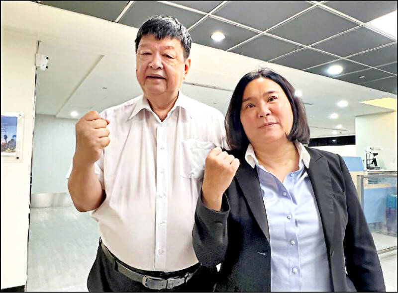 國民黨立委陳玉珍、陳雪生（左）等人提出修正「離島建設條例」，欲在離島設「自由貿易示範區」與「國際醫療特區」，為中國「洗產地」大開後門。（資料照）