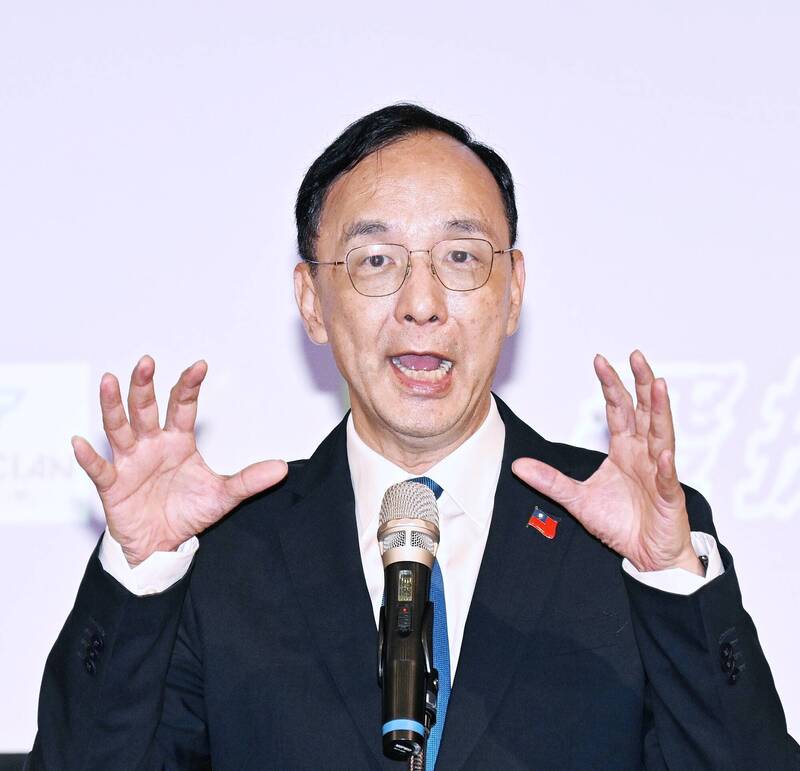 國民黨主席朱立倫（見圖）不敢檢討兩蔣的獨裁，反而怒罵人民票選出來的民主總統賴清德是「獨裁希特勒」，引發爭議。 （資料照）