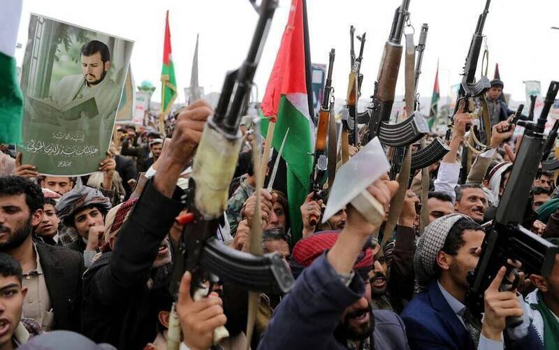 「反抗之弧」拉攏反以、反美、反西方的黎巴嫩真主黨、伊拉克人民動員力量葉門胡塞武裝、巴勒斯坦伊斯蘭聖戰組織、哈瑪斯（Hamas）等等。圖為葉門胡塞武裝。（路透）