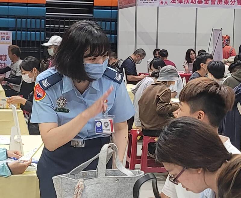 國軍招募制採取過度包裝，導致新兵入伍後落差感強烈，反而加速退伍意願。（資料照）