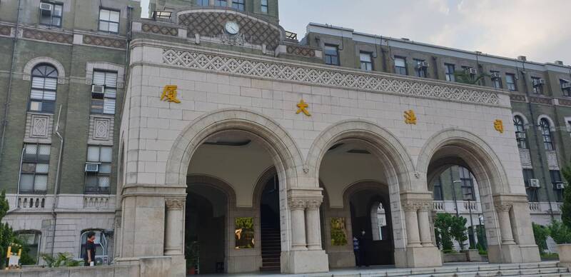 政治人物在法庭上公然霸凌或利用媒體塑造輿論，受損的不只是司法人員，更是全體公民的法治保障。（資料照）