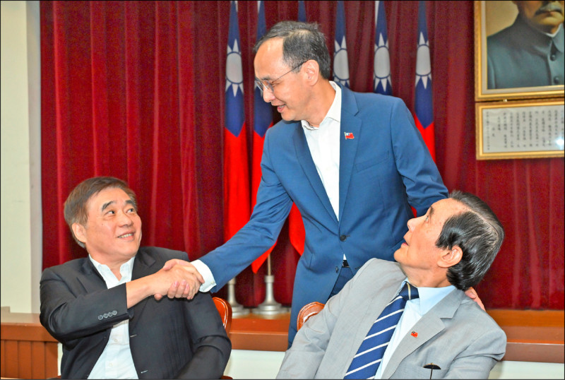 朱立倫高喊2026和2028藍白合，郝龍斌聲援柯文哲這種自取其辱的藍白合，都是在畫餅充飢。（資料照）