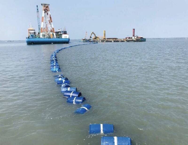 海底電纜一旦遭到破壞，全球網路就會當機，示意圖。（台電提供）