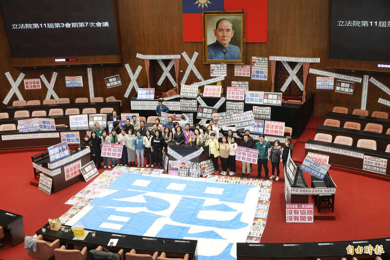 當罷免成為常態化的政治工具，民主所需要的妥協與信任基礎就會逐漸瓦解。（資料照）