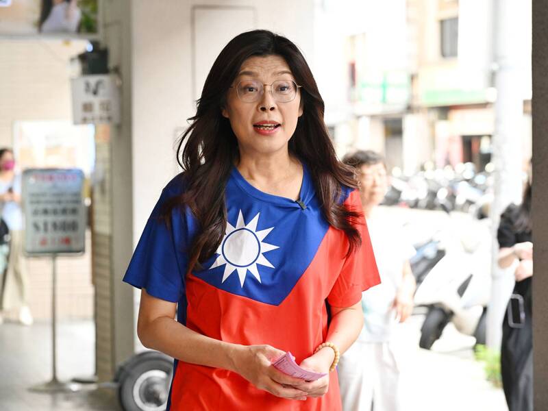 Emmy時間》綠營應要吸收 藍營出走反共派