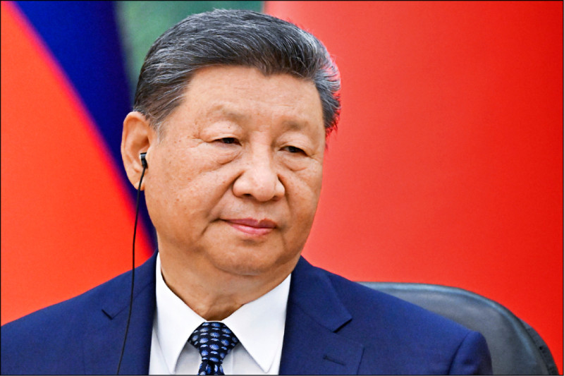 四中全會召開，不論時機、人事紛擾、經貿嚴厲挑戰，在在引起關注。無論習近平是否失勢，政經如何演變，中國併吞台灣的野心不改。（美聯社檔案照）