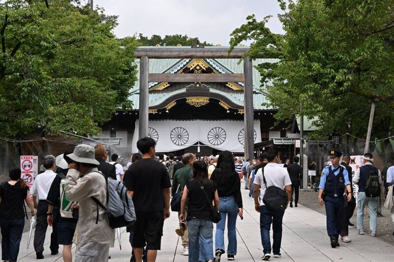對中國政策、參拜靖國神社等問題，高市與先生兩個人的意見也截然不同。圖為位於東京的靖國神社。（法新社檔案照）