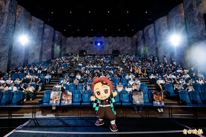 《劇場版「鬼滅之刃」無限城篇第一章猗窩座再襲》在日本及全球上映後，至10月13日為止累計觀影人次突破7753萬人，全球總票房已累積超過6.59億美元；示意圖。（資料照）