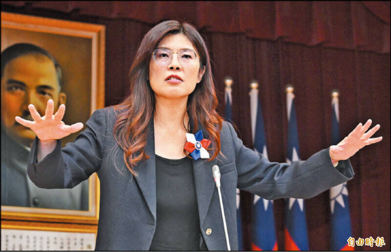  1101上任的國民黨主席鄭麗文近日接受「德國之聲」專訪談及烏俄戰爭，稱俄羅斯總統普廷不是獨裁者，引發譁然。（資料照）