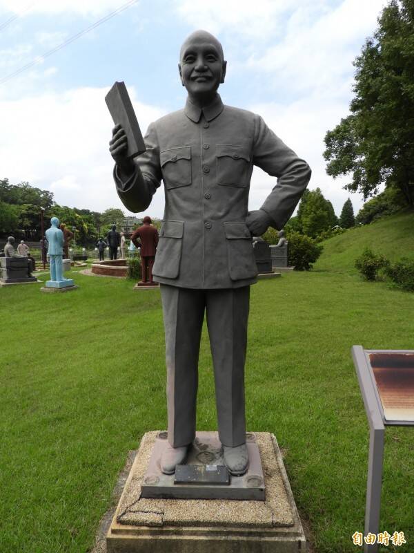 國民黨主席竟公開參與吳石追思活動，等於否定蔣介石當年反共與國軍犧牲的歷史。（資料照）