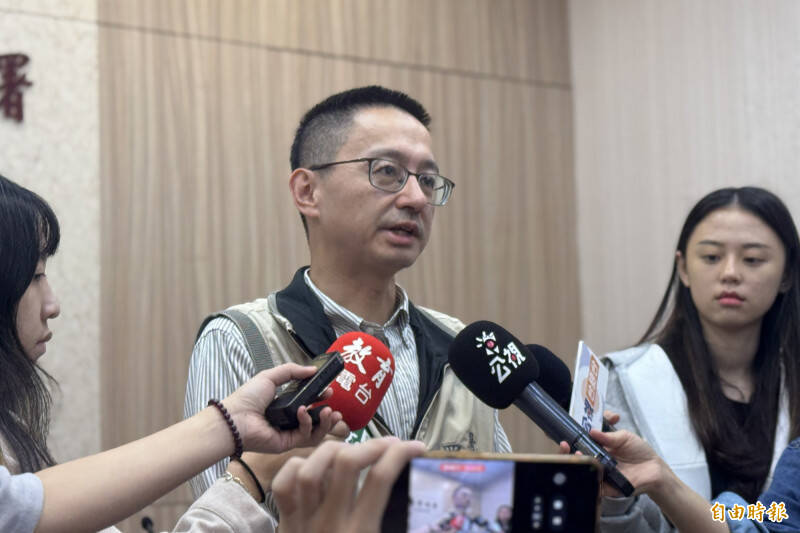 時序進入冬天，政府加強各種疫苗接種的宣導；圖中人物為疾管署署長羅一鈞。（資料照）