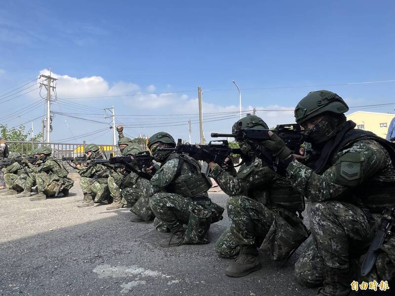 為穩定部隊基層戰力，國防部今年朝減少人力流失、提高留營意願及提升招募成效等三個面向努力。（資料照）