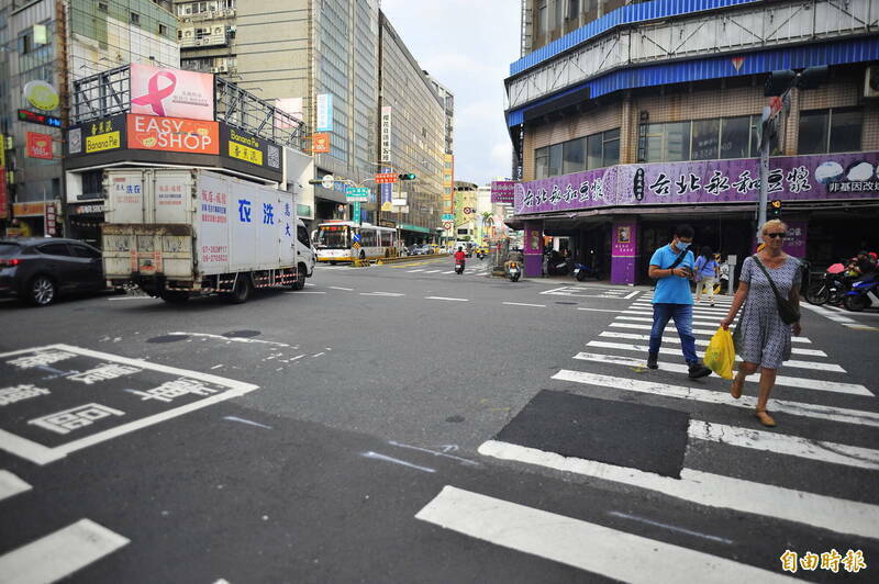 自由開講》應用AI科技執法 強力取締高速闖紅燈