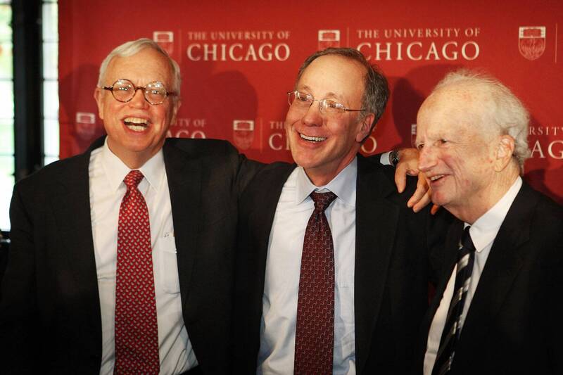 諾貝爾經濟學獎得主貝克爾（右）與赫克曼（左）等人主張，投資教育、技能訓練與早期兒童發展才是終結貧窮的根本之道。（法新社檔案照）