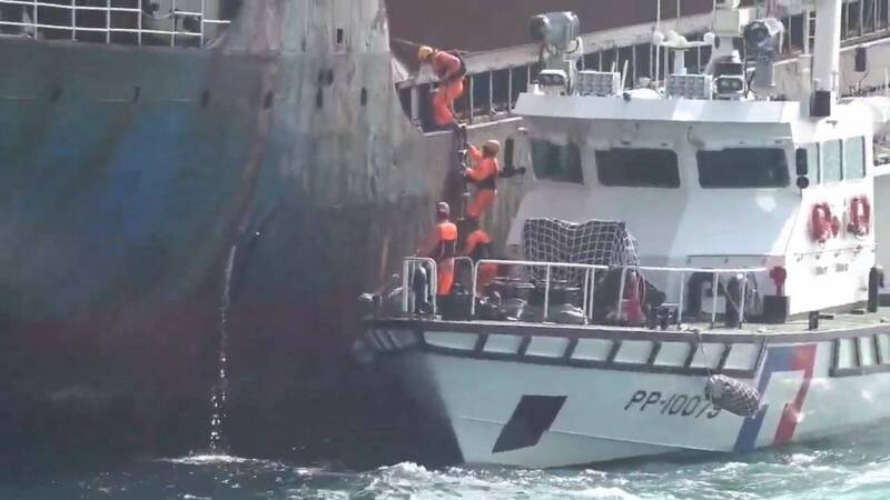 中國權宜船若再亂挖台灣的海底電纜，小心得罪五個國家。（資料照，記者邱俊福翻攝）