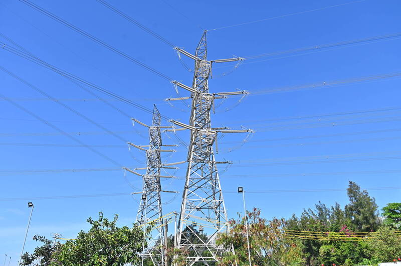 台灣設有AI資料中心、先進半導體製程與交通電氣化，任何一次供電失誤，經濟與社會成本都將被放大。（資料照）