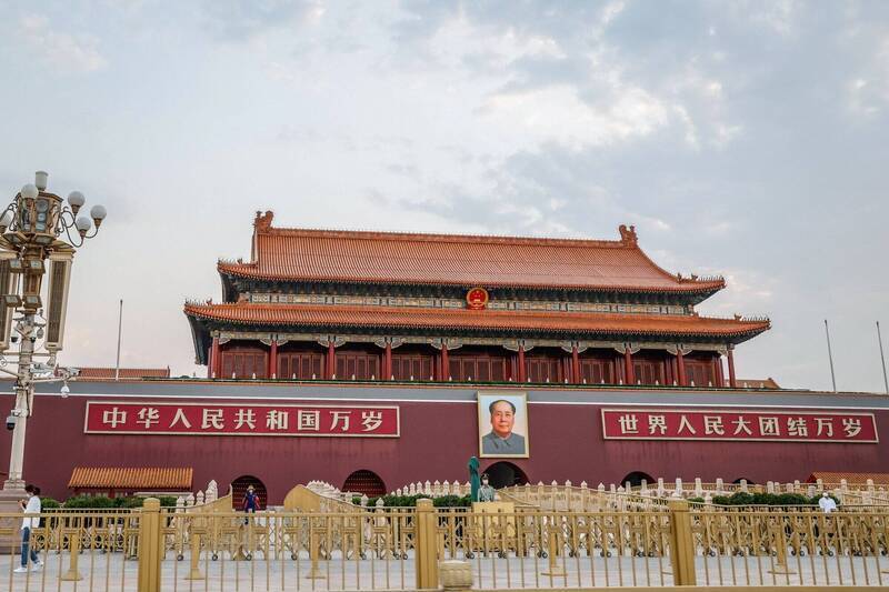 美國入境逮捕馬杜洛，讓中共頭目及在台灣的同路人也不敢太囂張，這當然是大好消息。（歐新社照）