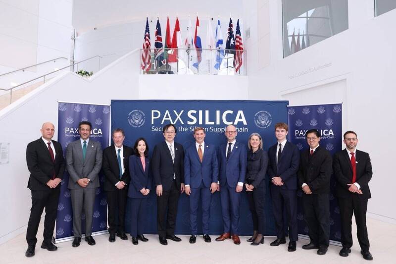 美國推出「矽和平」倡議，要在AI時代建立安全、韌性且由創新驅動的高科技供應鏈生態系統。圖為首屆矽和平峰會已於日前在華盛頓舉行。（圖取自美國國務院官網）