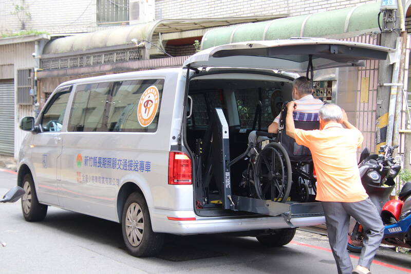 隨著「長照3.0」即將上路，政策開始強調醫照整合。（資料照）