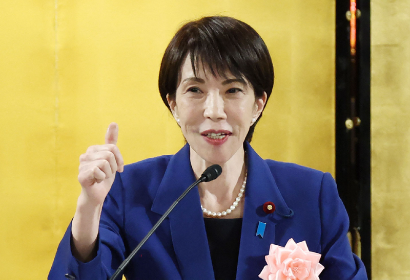 國安局發布「2025中共認知作戰分析報告」舉例，中共公安部「龍橋」網路水軍集團於社群平台，炒作「高市首相煽動台海衝突」爭訊，藉以激化。（法新社檔案照）