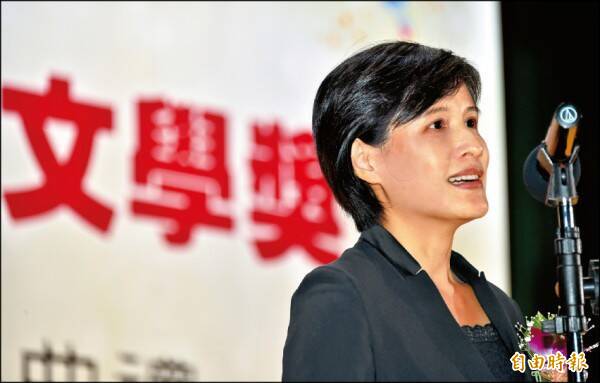 蔡英文總統邀請她擔任文化部長。圖為鄭麗君部長出席第12屆林榮三文學獎頒獎典禮。（資料照）