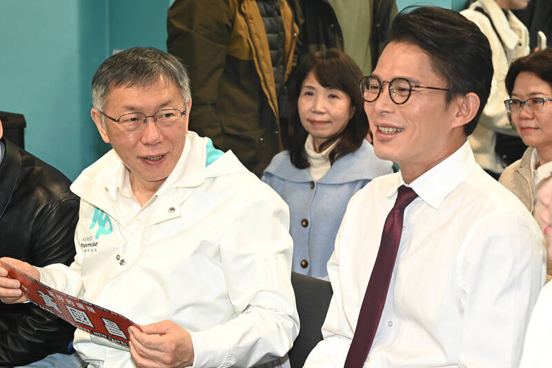 歷史上不會記得柯文哲（左）、黃國昌（右）這些人，時間會證明這些人真的是跟陳菊完全不同等級的人。（資料照）