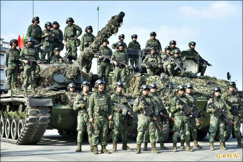 M1A2T不是孤立運作的武器系統，它能與步兵與反裝甲單位形成協同；示意圖。（資料照）