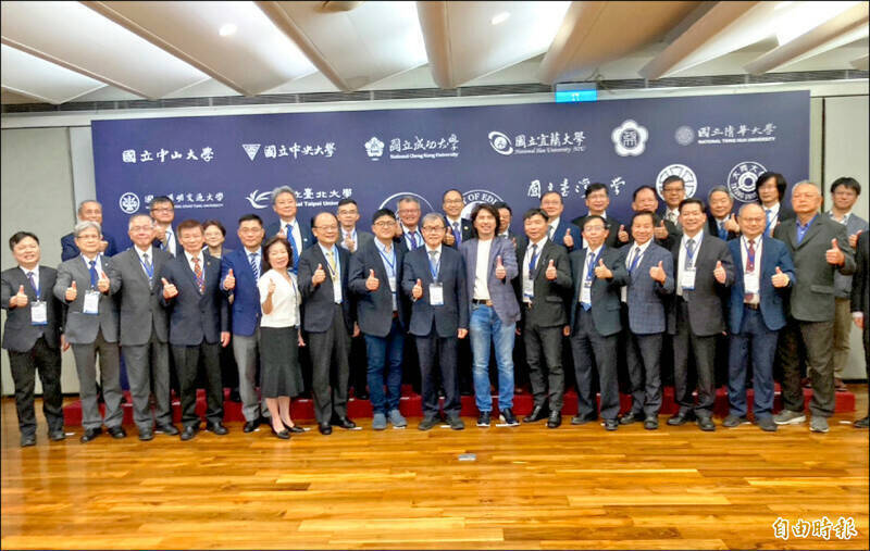 迎接AI數位科技快速變化之挑戰，各大學積極推動AI課程。（資料照）